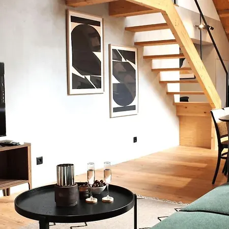 Apartment Flow Premium Loft - With Ac! *